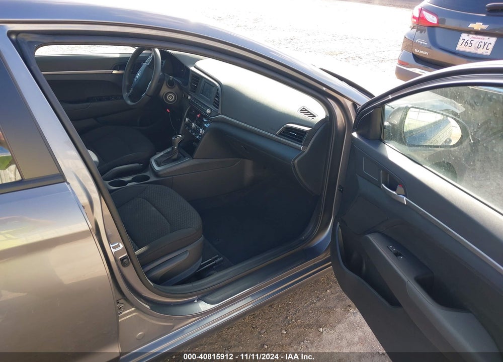 2020 HYUNDAI ELANTRA SE VIN: 5NPD74LF1LH512927