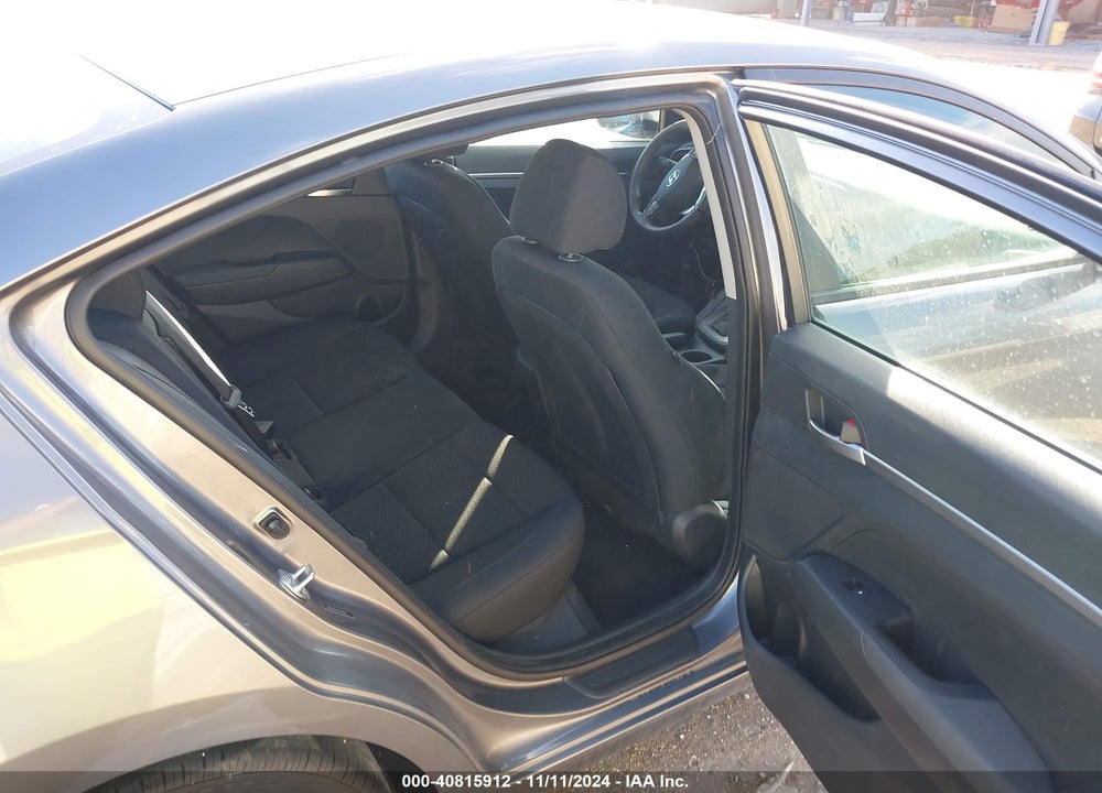 2020 HYUNDAI ELANTRA SE VIN: 5NPD74LF1LH512927