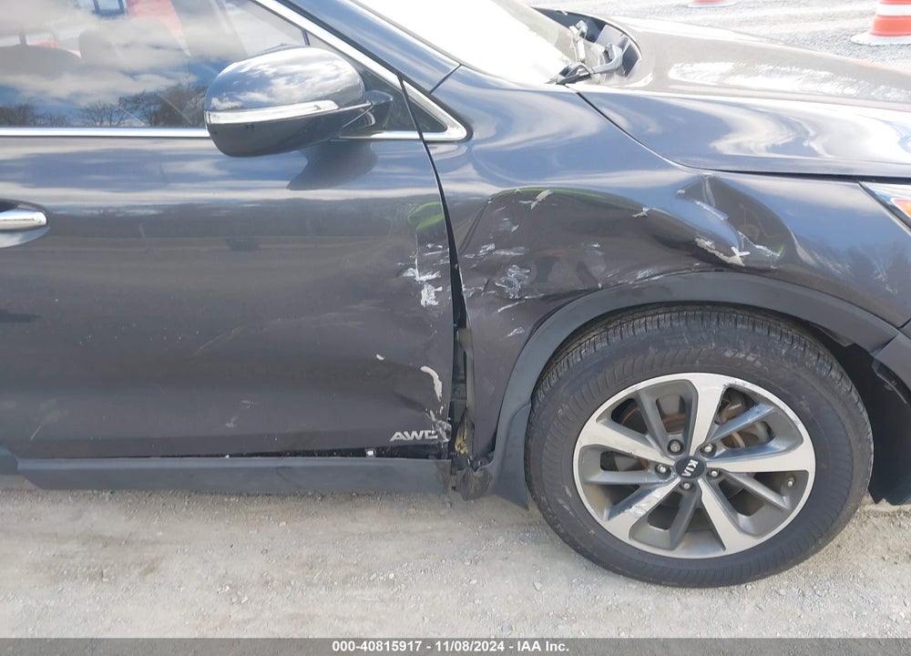 2019 KIA SORENTO 3.3L EX VIN: 5XYPHDA5XKG452317