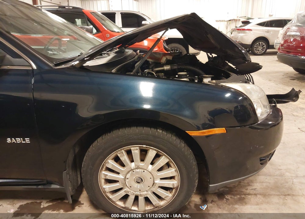 2008 MERCURY SABLE VIN: 1MEHM40W48G613940