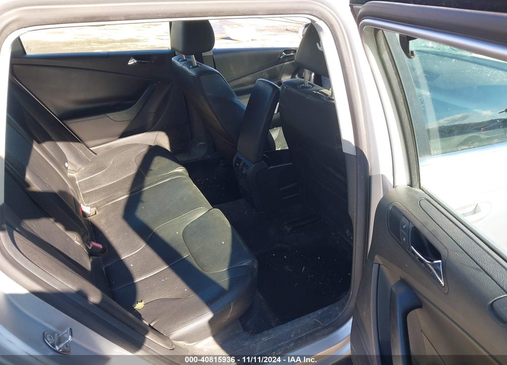2008 VOLKSWAGEN PASSAT KOMFORT VIN: WVWLK93C88E083628