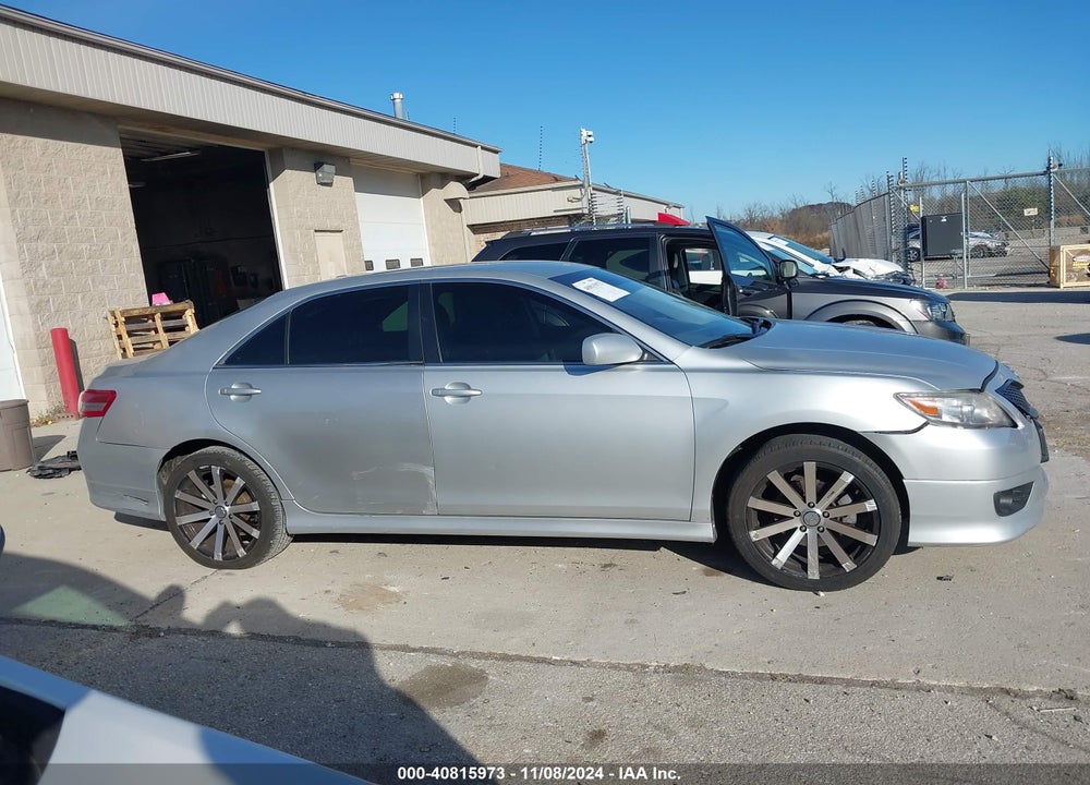2011 TOYOTA CAMRY SE VIN: 4T1BF3EK8BU776886