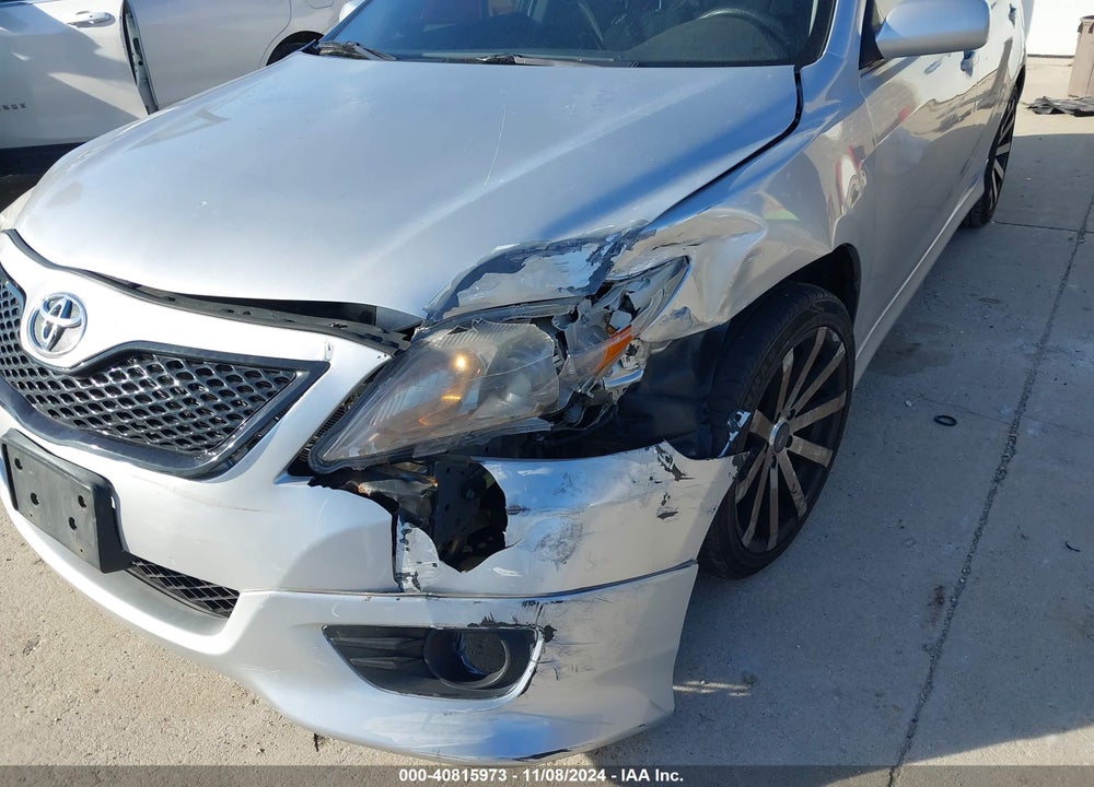 2011 TOYOTA CAMRY SE VIN: 4T1BF3EK8BU776886