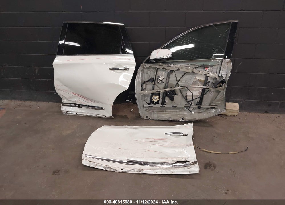 2019 INFINITI QX60 PURE VIN: 5N1DL0MM3KC566401