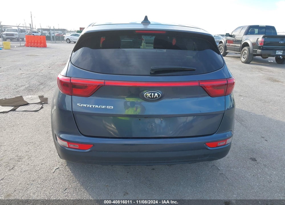 2018 KIA SPORTAGE LX VIN: KNDPM3AC0J7453931