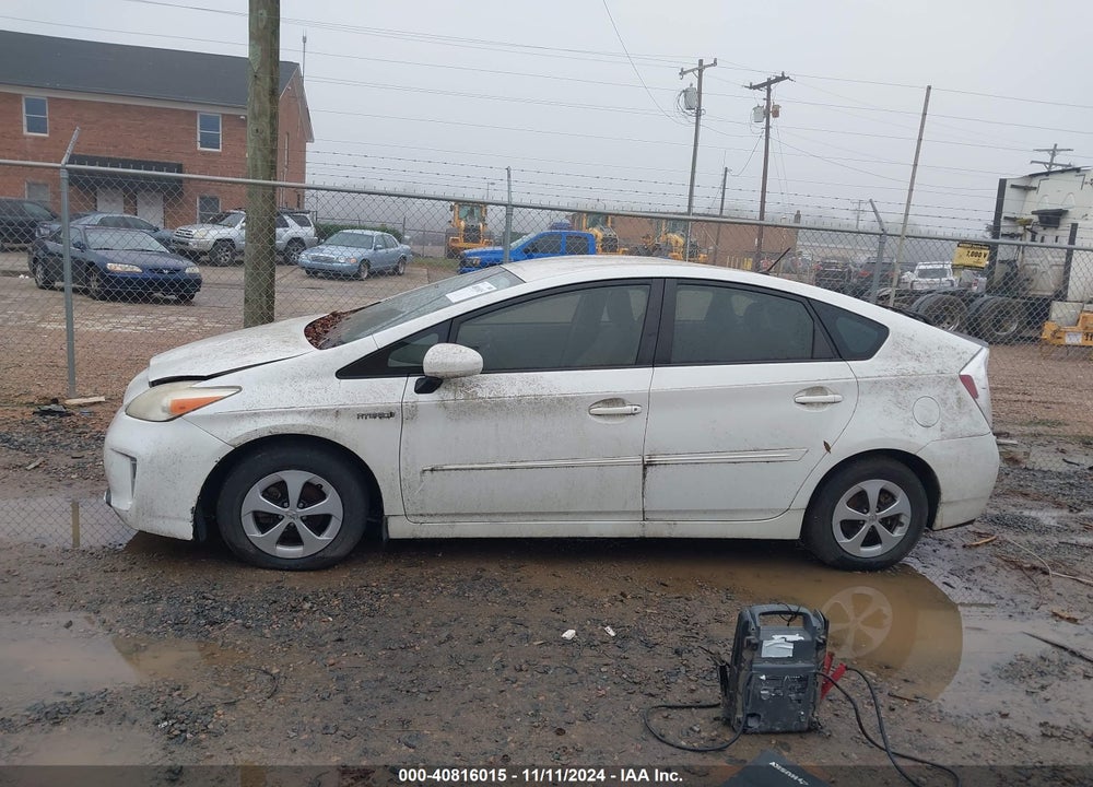 2012 TOYOTA PRIUS TWO VIN: JTDKN3DU2C0335726