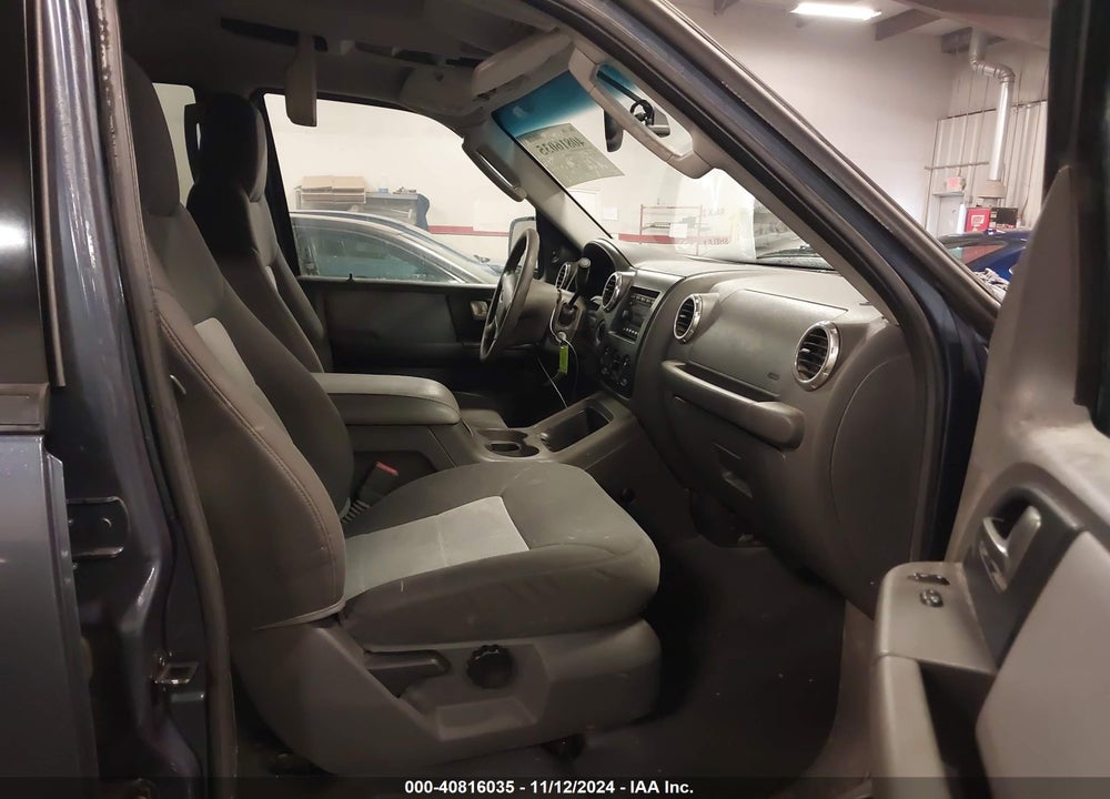 2003 FORD EXPEDITION XLT VIN: 1FMPU16L33LA74120