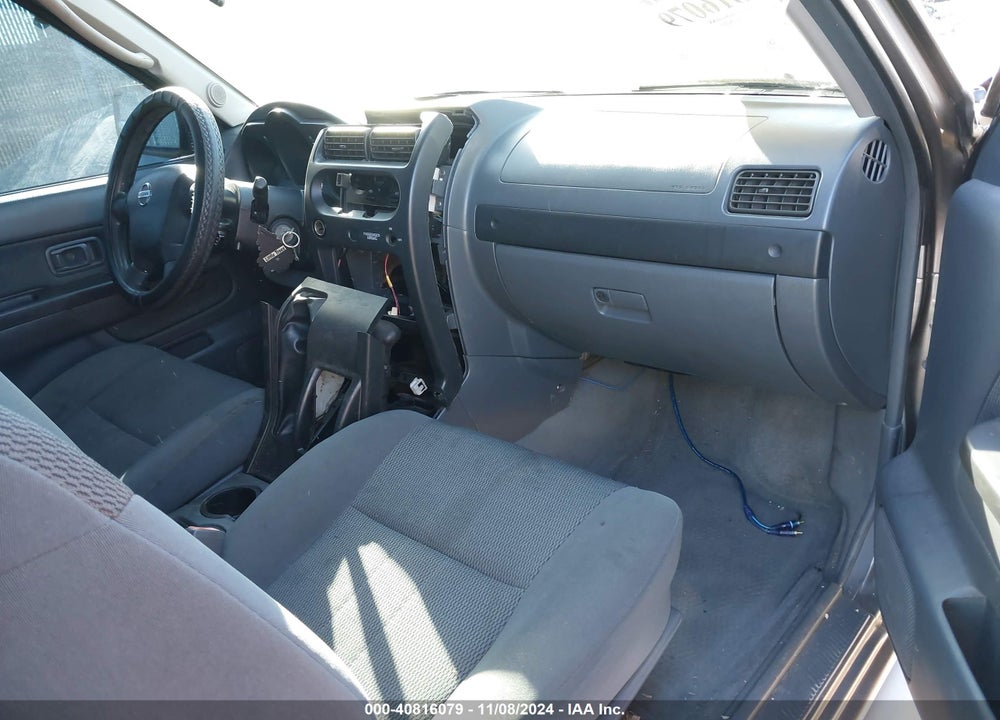 2004 NISSAN FRONTIER SC-V6 VIN: 1N6MD26Y64C428252