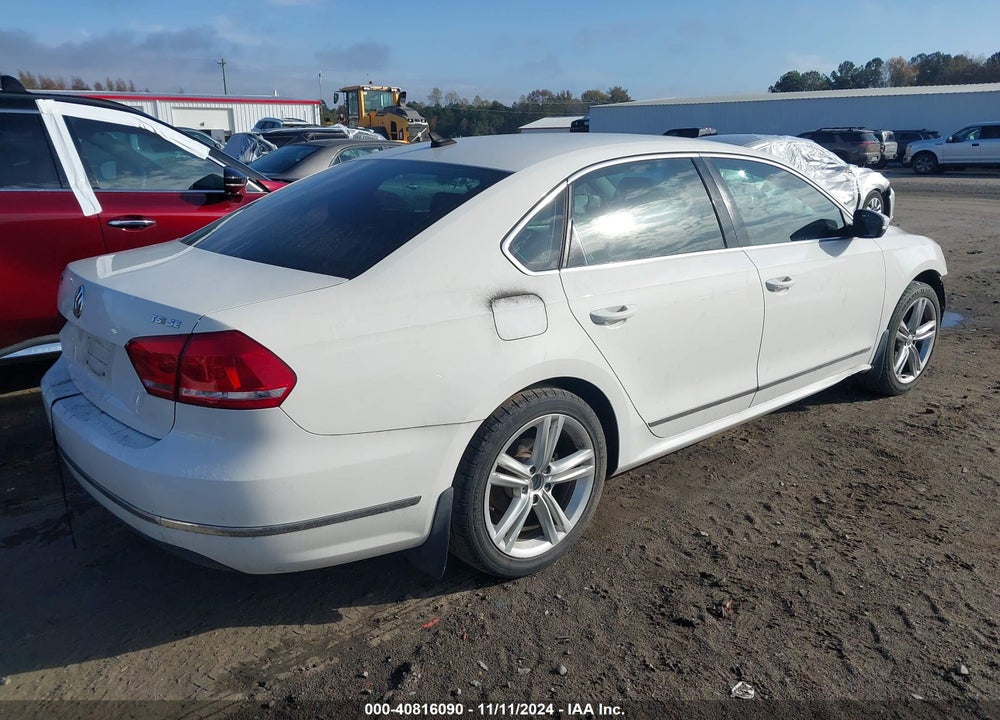 2015 VOLKSWAGEN PASSAT VIN: 1VWBT7A31FC079121