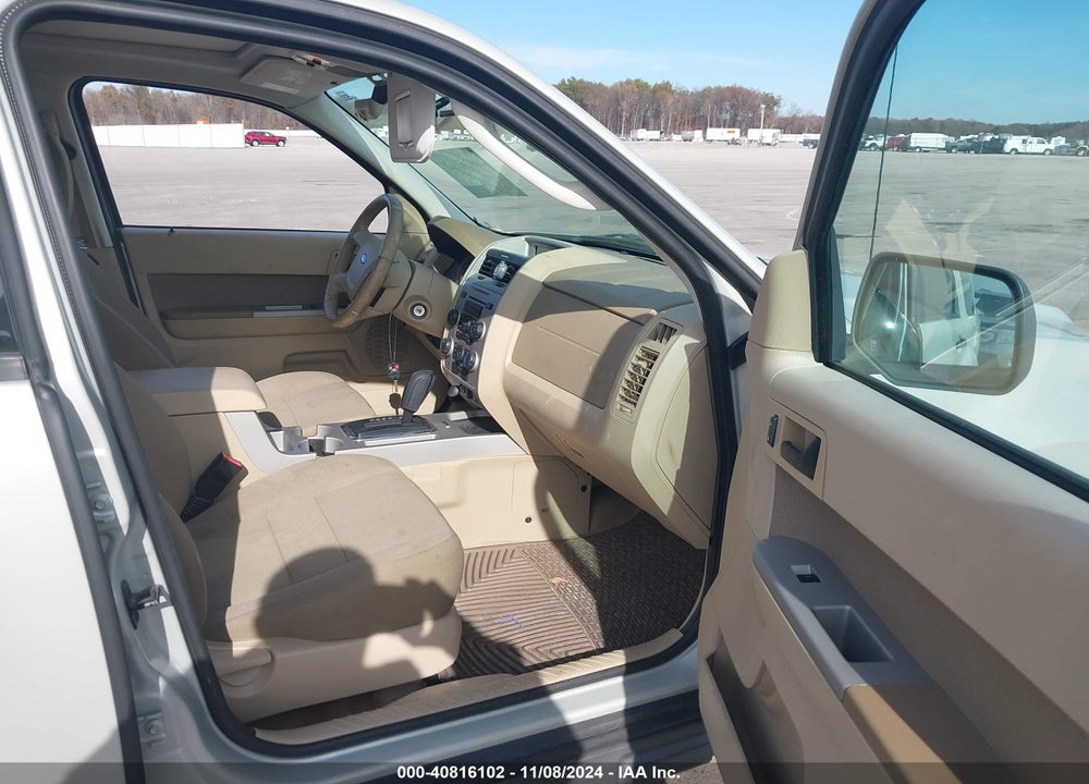 2009 FORD ESCAPE XLT VIN: 1FMCU03779KB94906