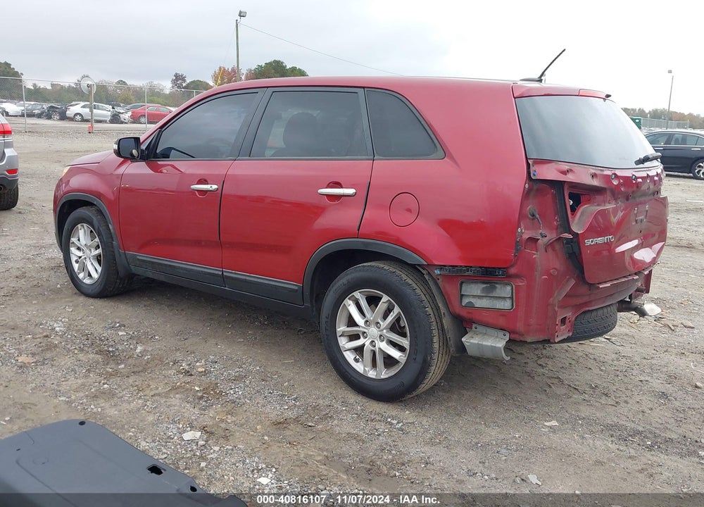 2014 KIA SORENTO LX VIN: 5XYKT3A65EG538165