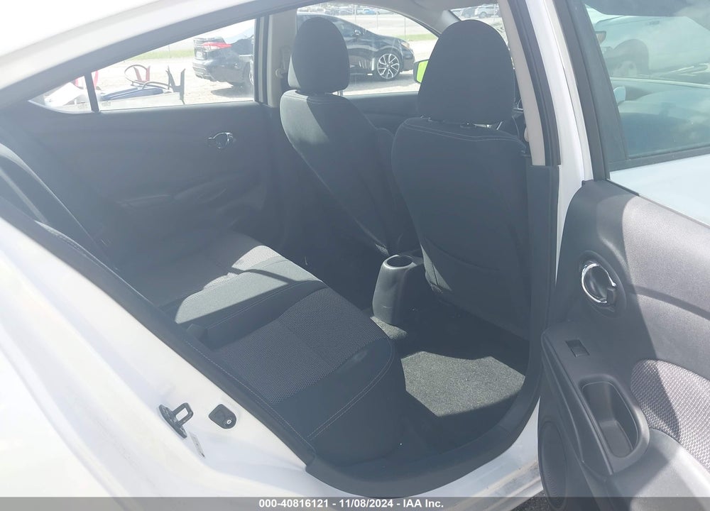 2016 NISSAN VERSA 1.6 SV VIN: 3N1CN7AP9GL882689