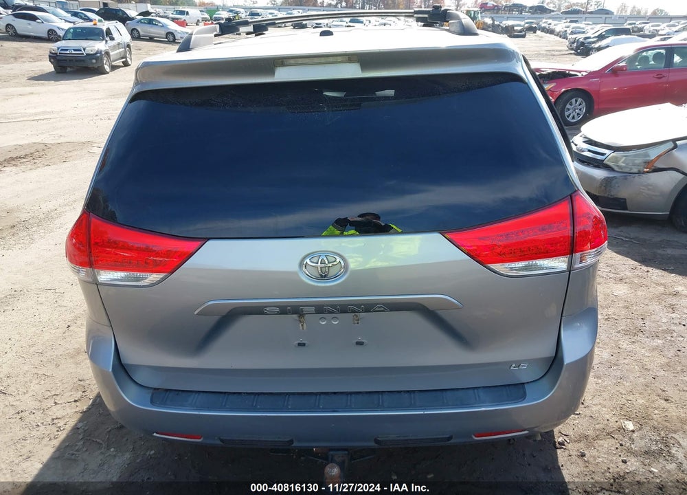 2013 TOYOTA SIENNA LE V6 8 PASSENGER VIN: 5TDKK3DC4DS391648