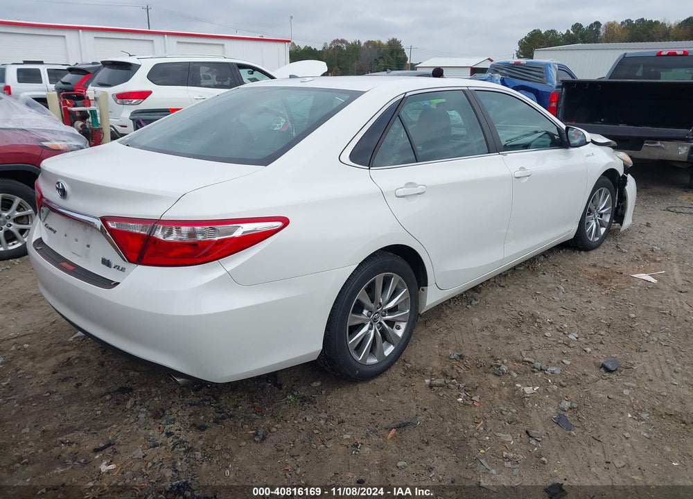 2015 TOYOTA CAMRY HYBRID XLE VIN: 4T1BD1FK8FU169630
