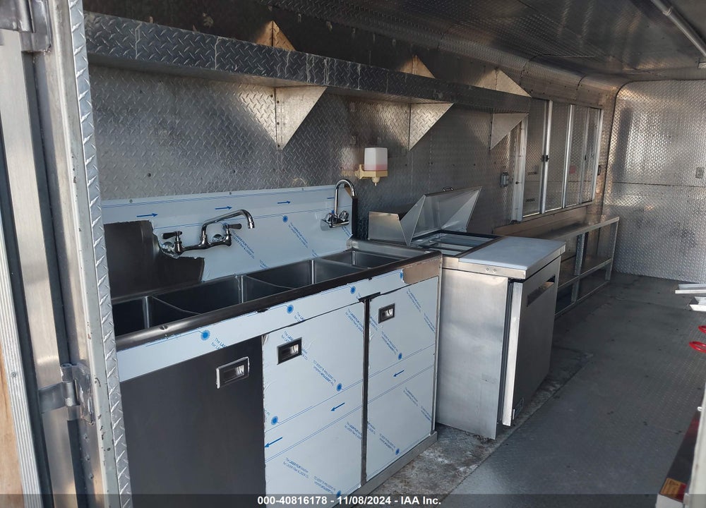 2012 CARGO CRAFT UTI VIN: 4D6EB2028AC025847