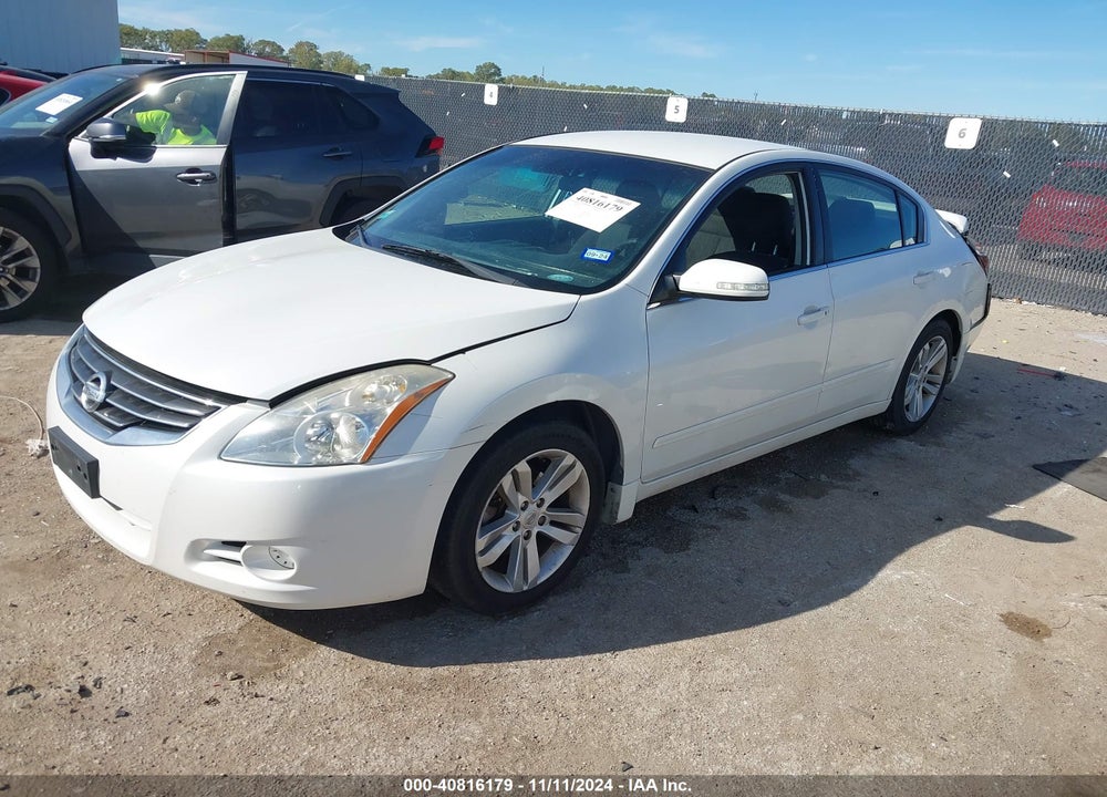 2011 NISSAN ALTIMA 3.5 SR VIN: 1N4BL2AP7BN400205