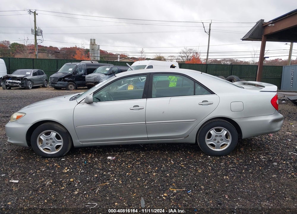 2002 TOYOTA CAMRY LE V6 VIN: 4T1BF32K52U024714