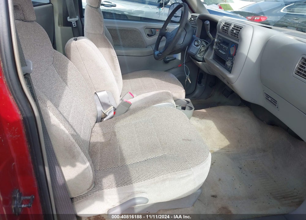 1997 CHEVROLET S-10 LS FLEETSIDE VIN: 1GCCS1446VK236996