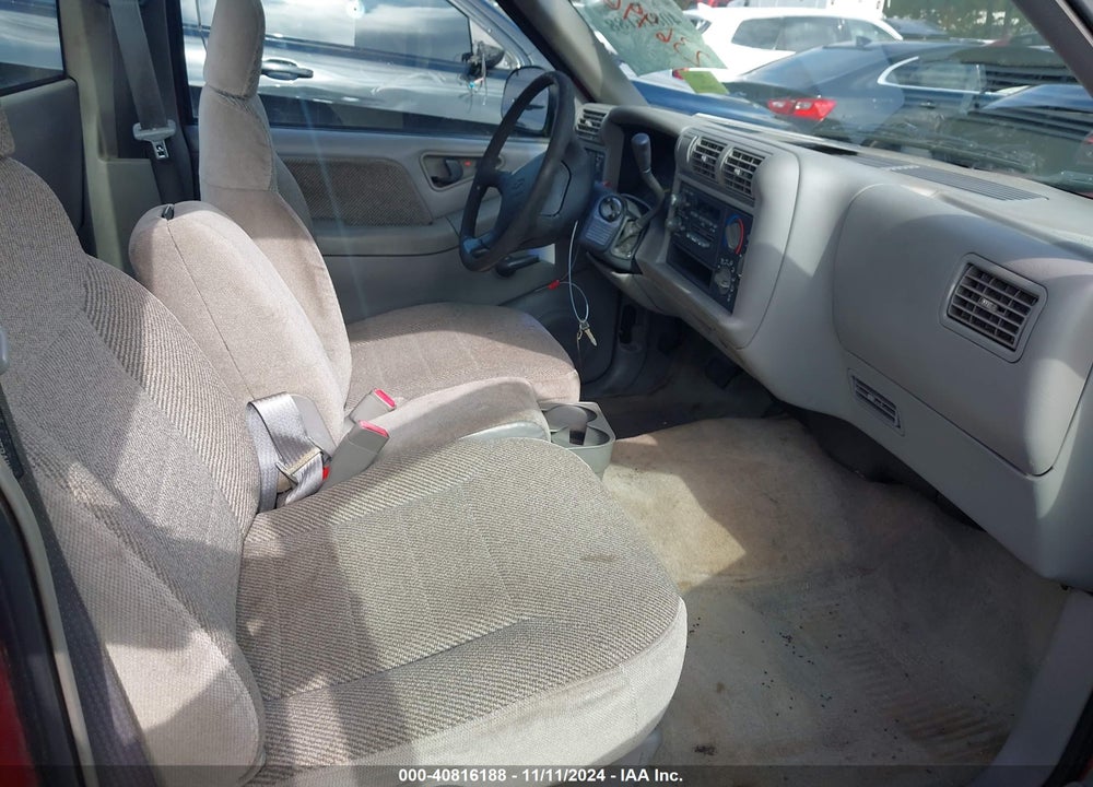 1997 CHEVROLET S-10 LS FLEETSIDE VIN: 1GCCS1446VK236996