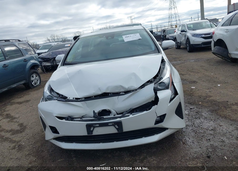 2018 TOYOTA PRIUS VIN: JTDKARFU3J3067681