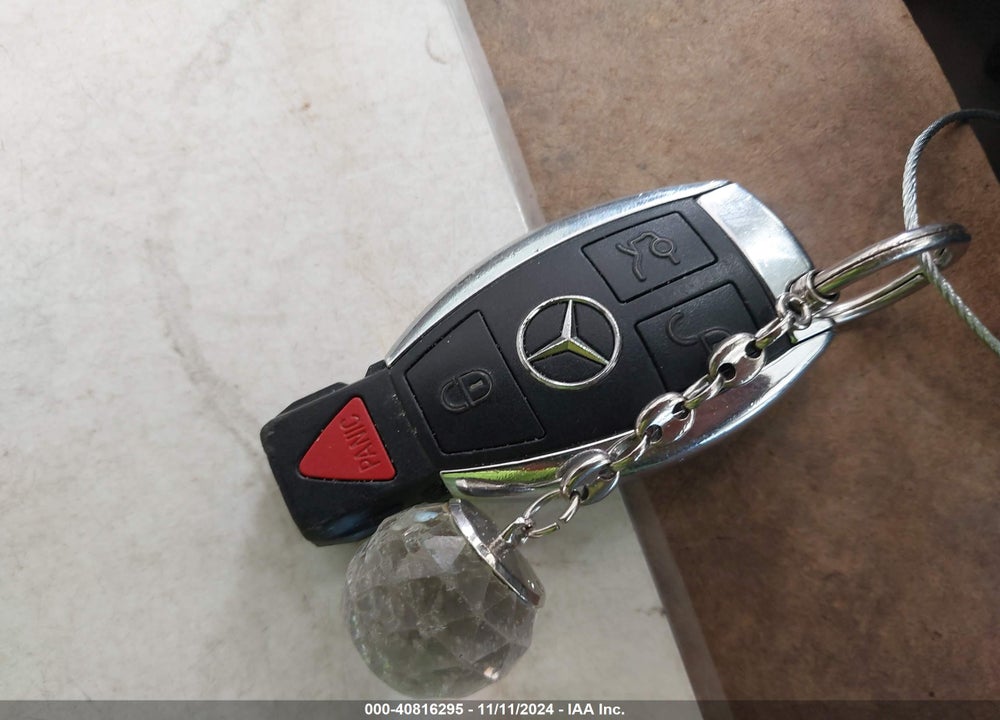 2011 MERCEDES-BENZ E 350 VIN: WDDHF5GBXBA420485