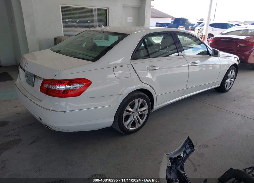 2011 MERCEDES-BENZ E 350 VIN: WDDHF5GBXBA420485