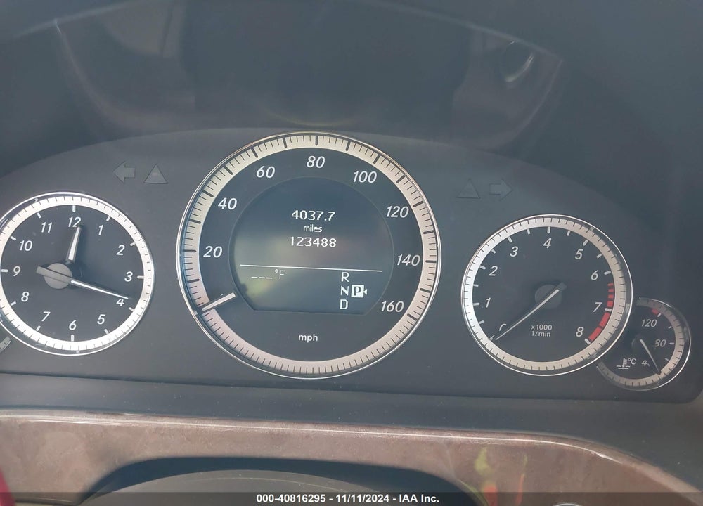 2011 MERCEDES-BENZ E 350 VIN: WDDHF5GBXBA420485