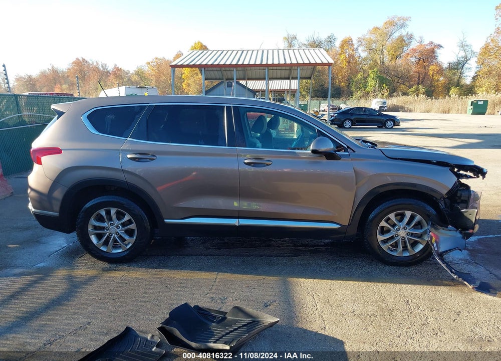 2019 HYUNDAI SANTA FE SE VIN: 5NMS23AD8KH094010