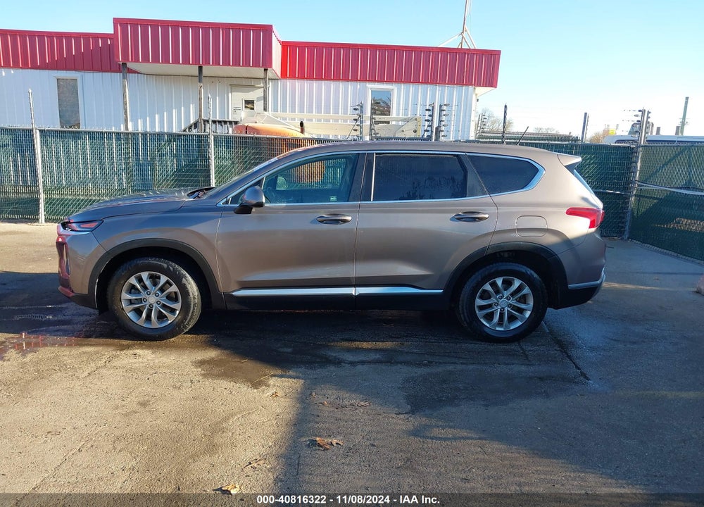 2019 HYUNDAI SANTA FE SE VIN: 5NMS23AD8KH094010