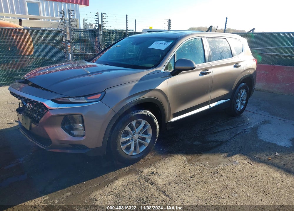 2019 HYUNDAI SANTA FE SE VIN: 5NMS23AD8KH094010