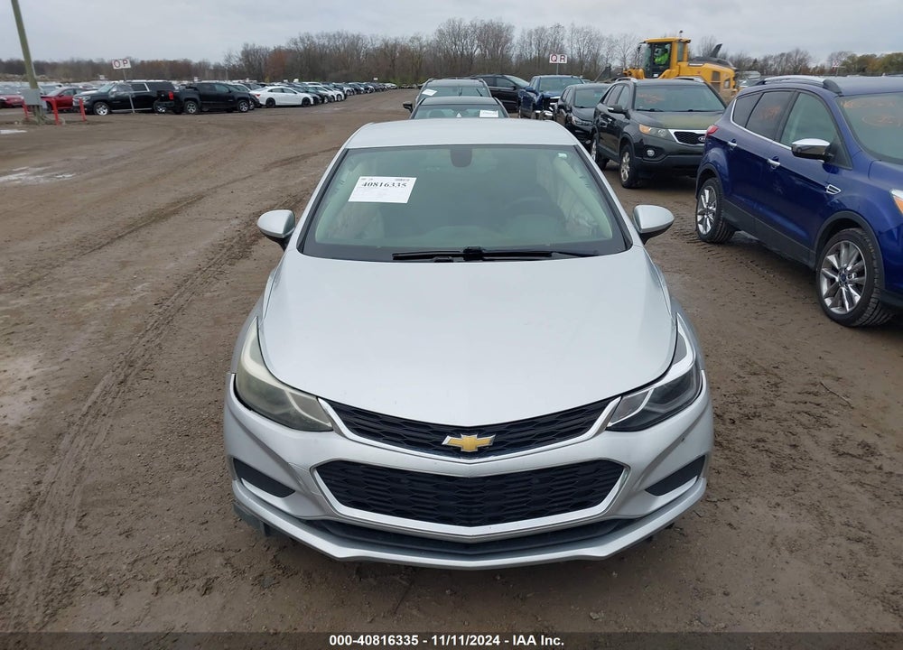 2017 CHEVROLET CRUZE VIN: 1G1BE5SM4H7235147