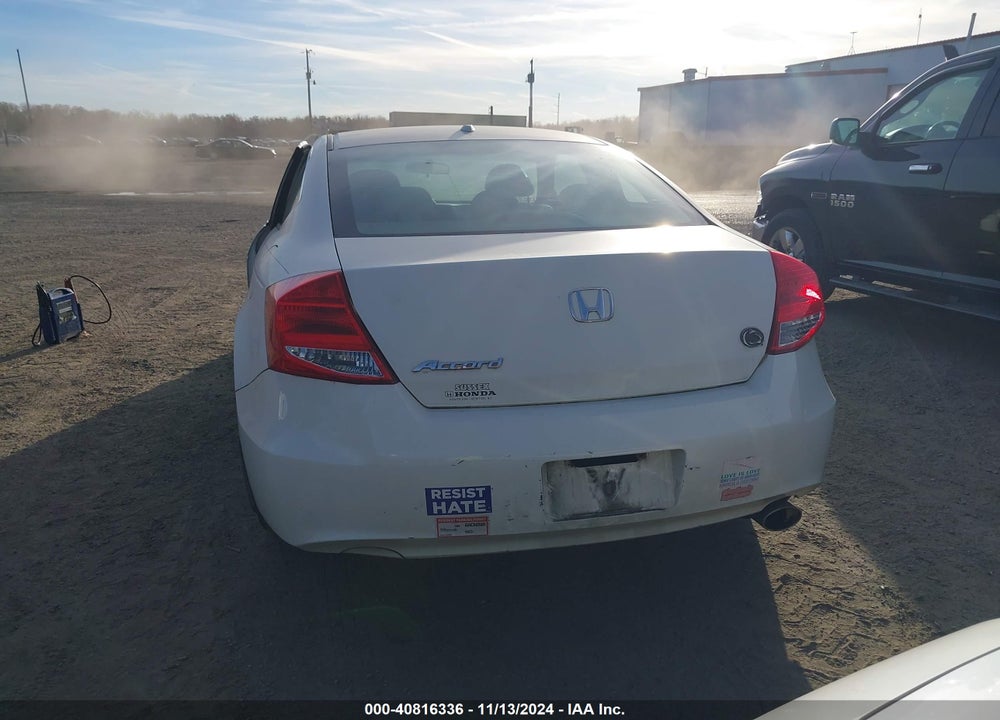 2011 HONDA ACCORD 2.4 EX-L VIN: 1HGCS1B89BA016311