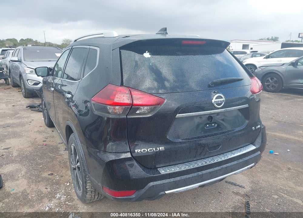 2018 NISSAN ROGUE VIN: JN8AT2MV2JW318458
