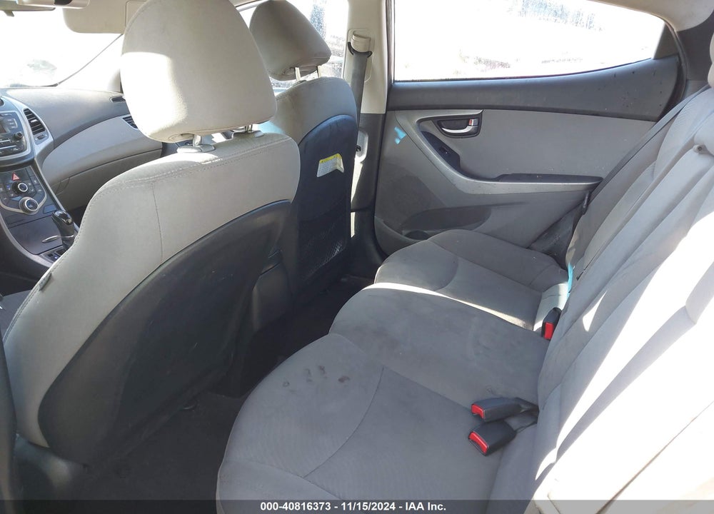 2016 HYUNDAI ELANTRA SE VIN: 5NPDH4AE3GH665872