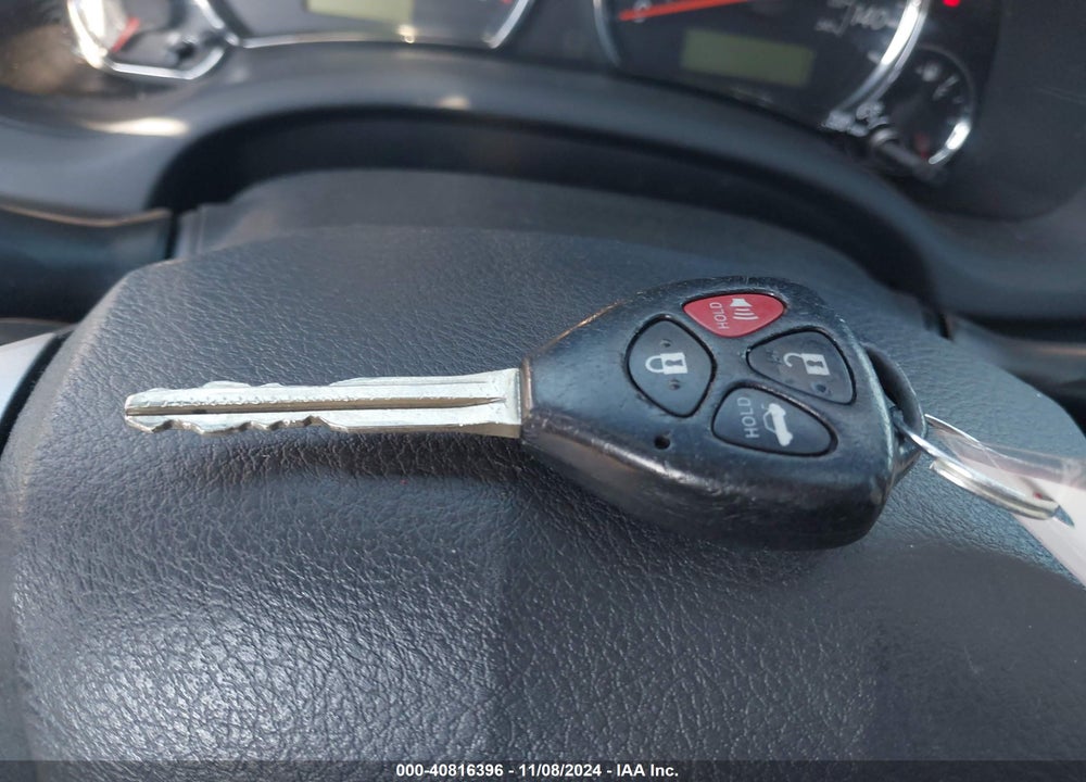 2011 TOYOTA COROLLA S VIN: 2T1BU4EE7BC559840