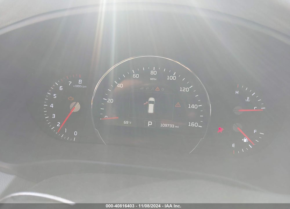 2016 KIA SORENTO 3.3L SX VIN: 5XYPKDA50GG087090