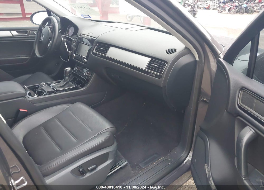 2013 VOLKSWAGEN TOUAREG VR6 SPORT VIN: WVGEF9BP1DD008542