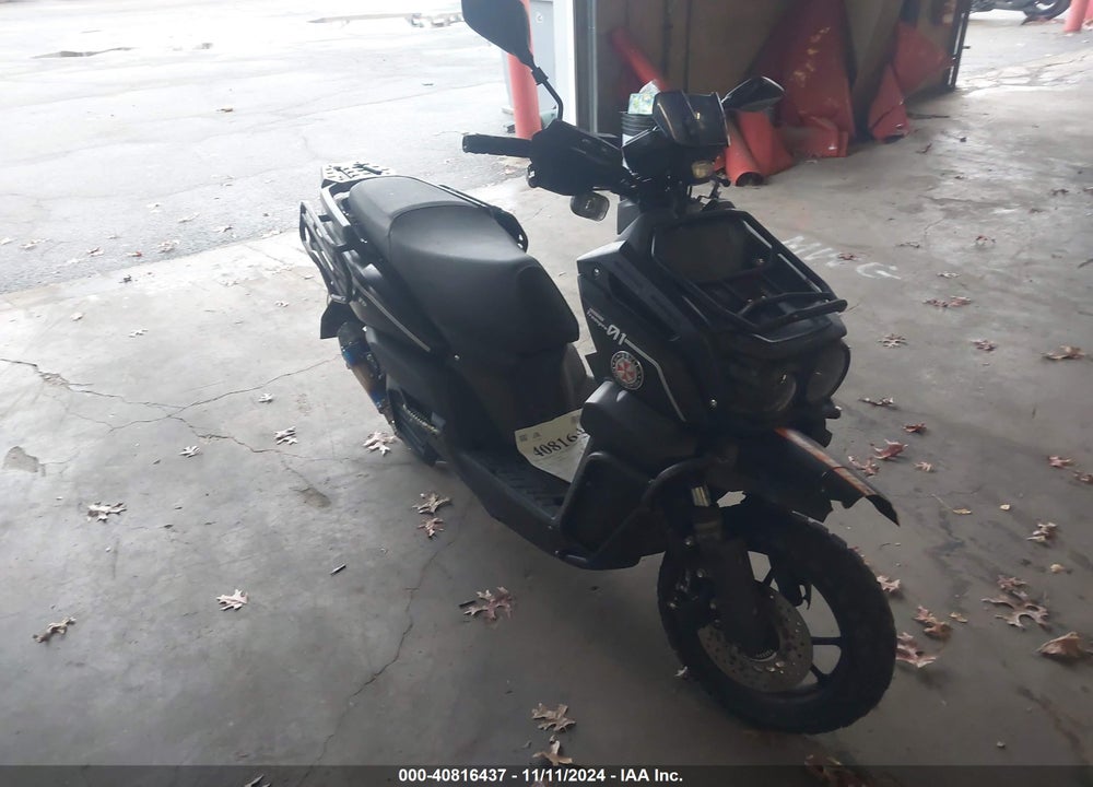 2023 QIANXIN SCOOTER VIN: H0DTAELZ9PY800095