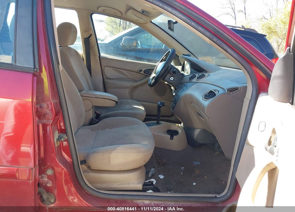 2000 FORD FOCUS SE VIN: 1FAFP3632YW333596