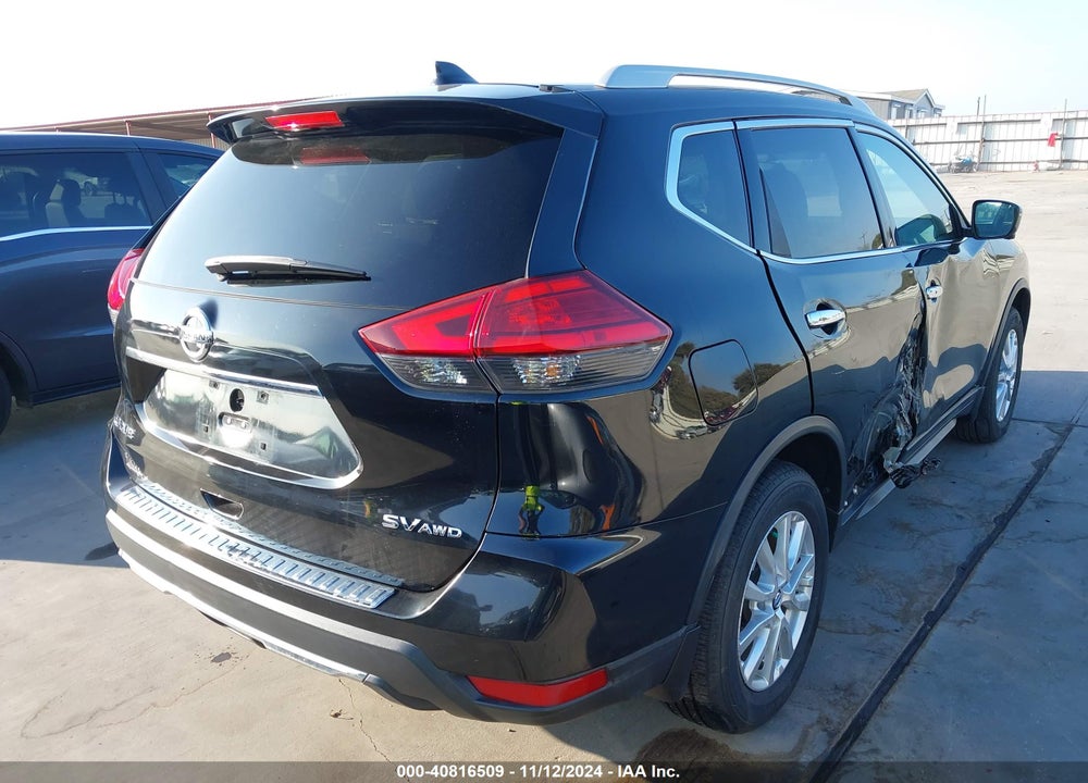 2017 NISSAN ROGUE VIN: 5N1AT2MV7HC776936