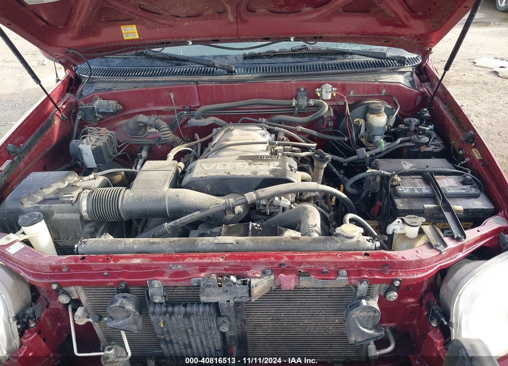 2002 TOYOTA TUNDRA LTD V8 VIN: 5TBBT481X2S284993