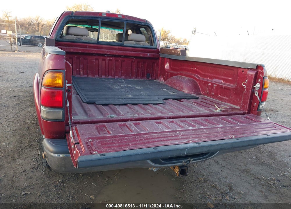 2002 TOYOTA TUNDRA LTD V8 VIN: 5TBBT481X2S284993