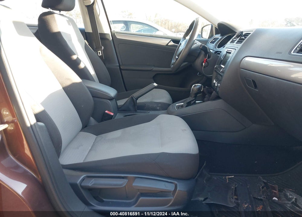 2017 VOLKSWAGEN JETTA 1.4T S VIN: 3VW2B7AJ3HM322320