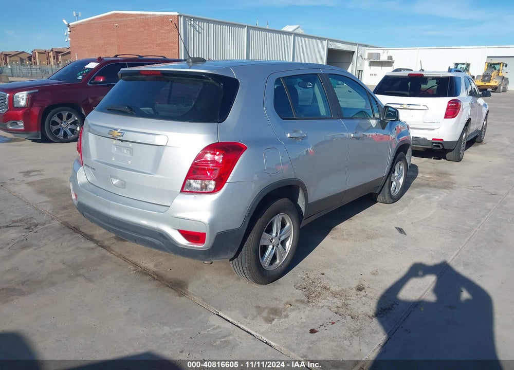 2018 CHEVROLET TRAX LS VIN: 3GNCJNSB2JL367449