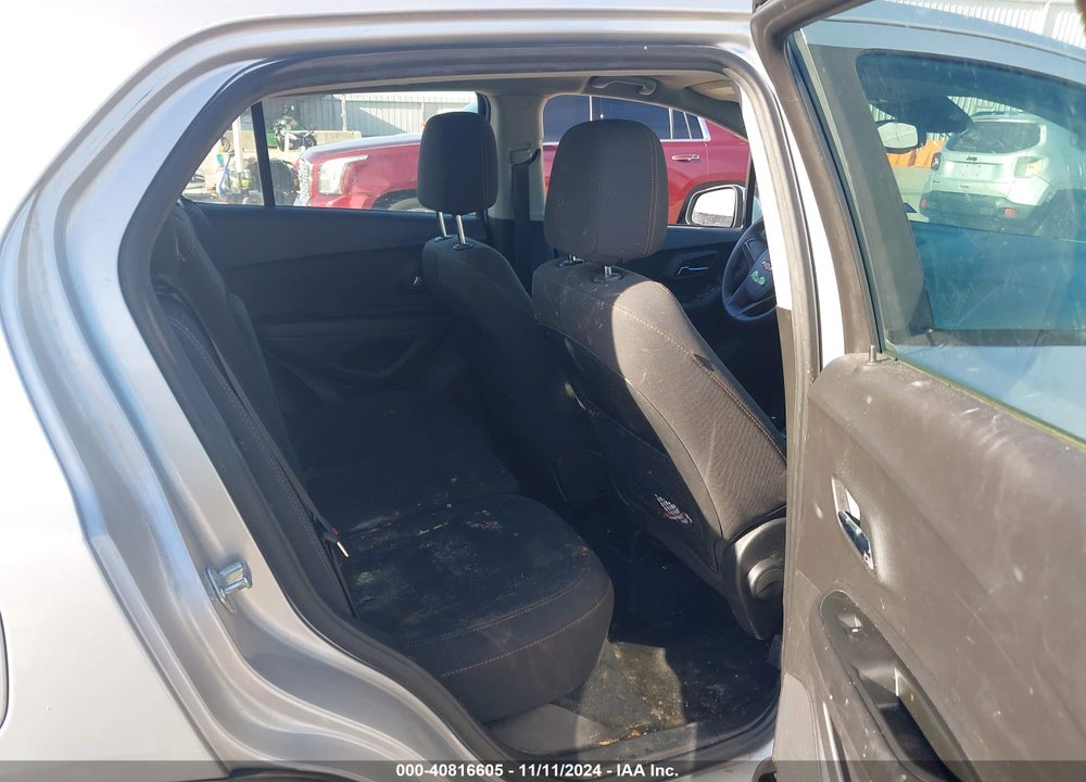 2018 CHEVROLET TRAX LS VIN: 3GNCJNSB2JL367449