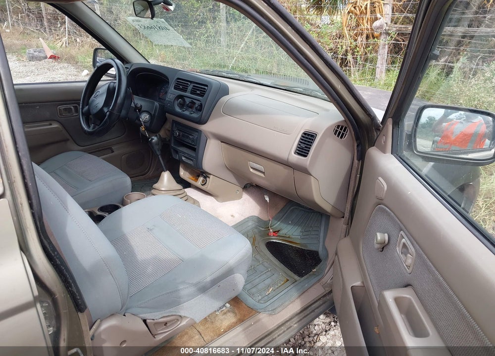 2001 NISSAN FRONTIER XE-V6 VIN: 1N6ED27T71C386032
