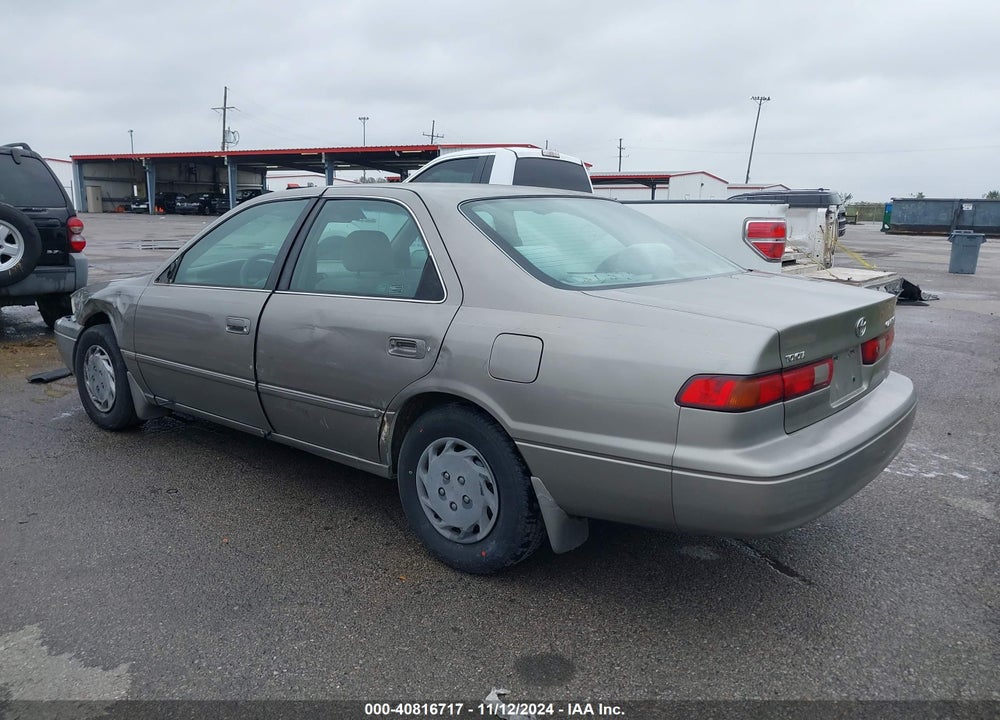 1998 TOYOTA CAMRY LE VIN: 4T1BG22K7WU374732