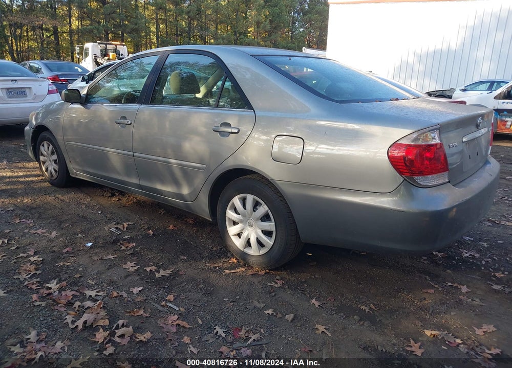 2005 TOYOTA CAMRY LE VIN: 4T1BE30K25U560028