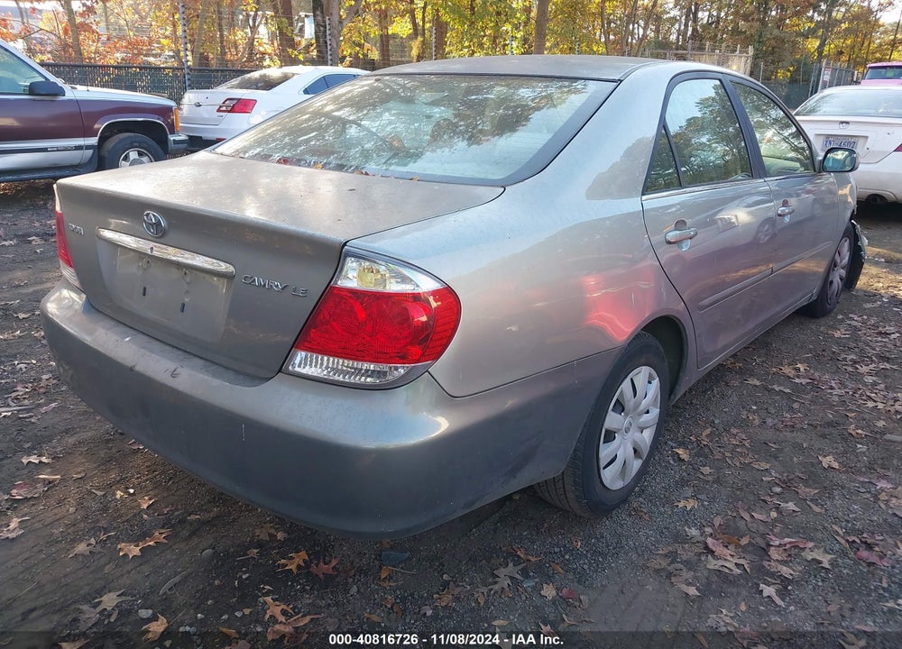 2005 TOYOTA CAMRY LE VIN: 4T1BE30K25U560028