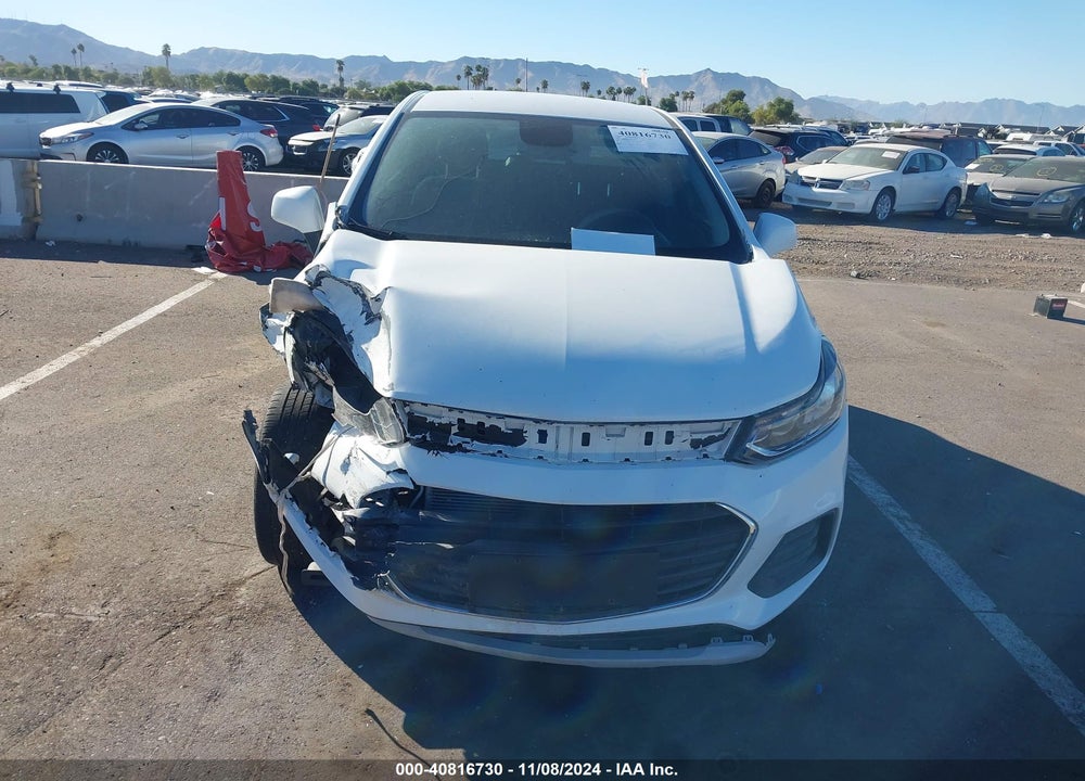 2018 CHEVROLET TRAX LS VIN: KL7CJKSBXJB522979